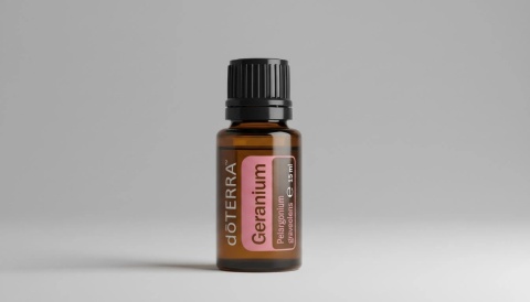 Geranium – olejek eteryczny doTERRA