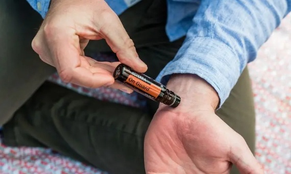 Mieszanka On Guard doTERRA – jak działa i jak stosować ją na co dzień