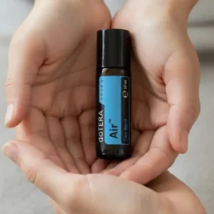 Air Touch doTERRA w dłoniach