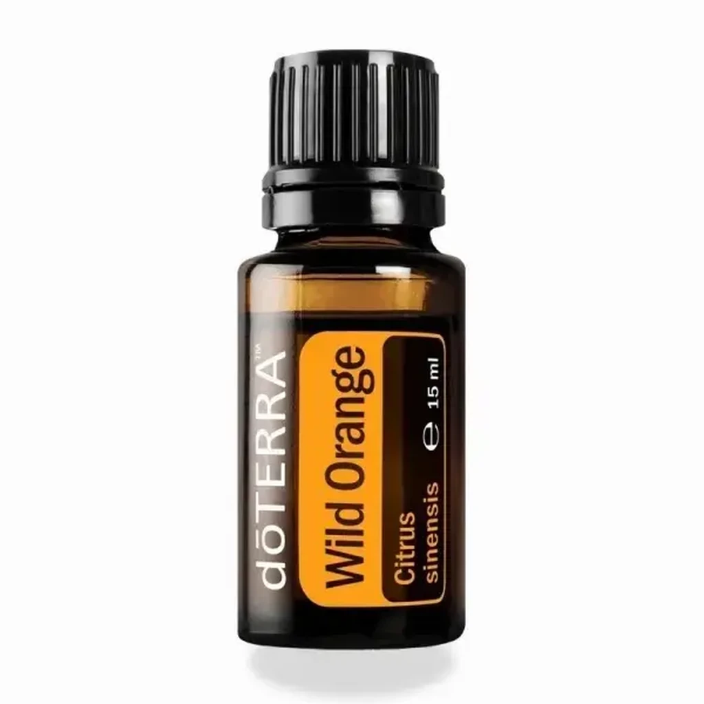 Olejek eteryczny Dzika Pomarańcza doTERRA 15 ml – butelka na białym tle