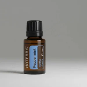Olejek eteryczny Mięta Pieprzowa doTERRA 15 ml – zdjęcie produktowe na szarym tle