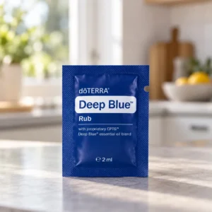 Saszetka Deep Blue Rub doTERRA 2 ml na kuchennym blacie
