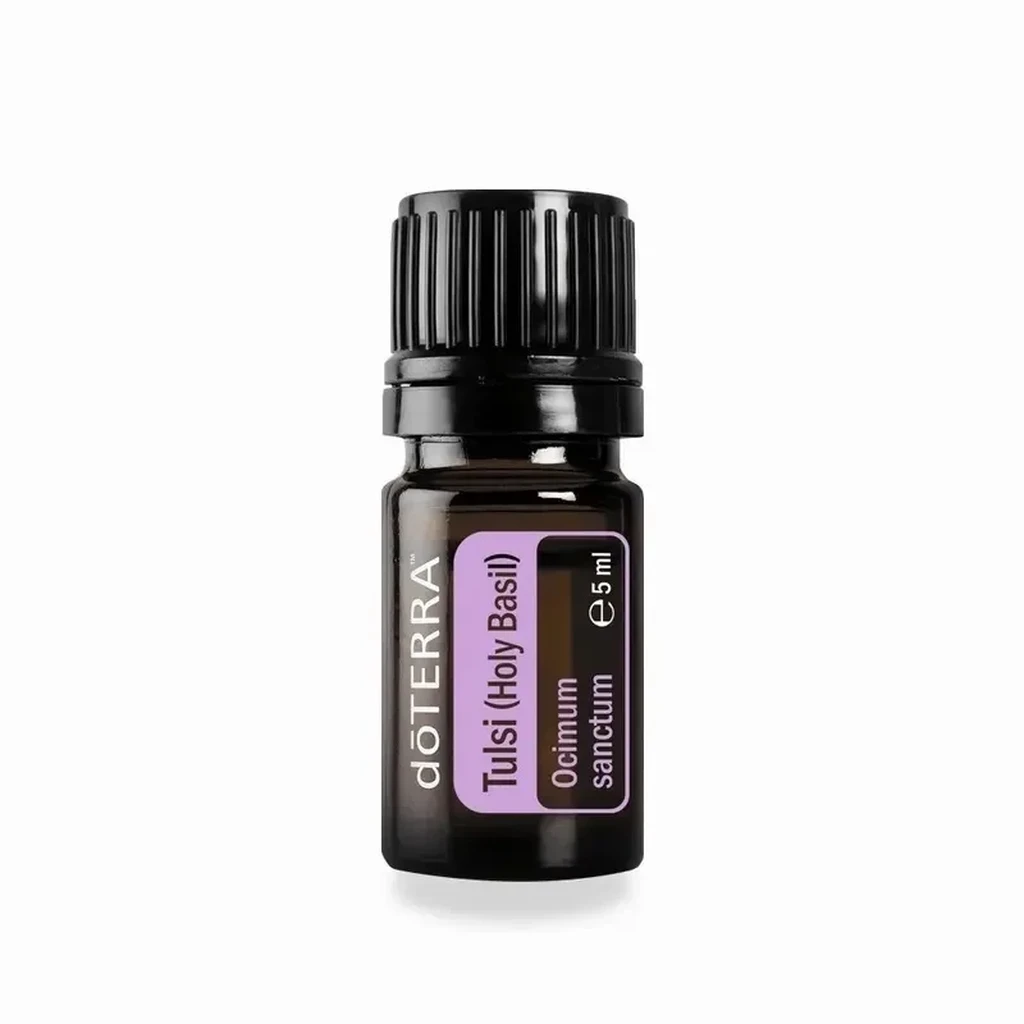 Bazylia Azjatycka (tulsi) doTERRA – olejek eteryczny 15ml na białym tle