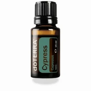 Cyprys doTERRA – olejek eteryczny 15ml na białym tle