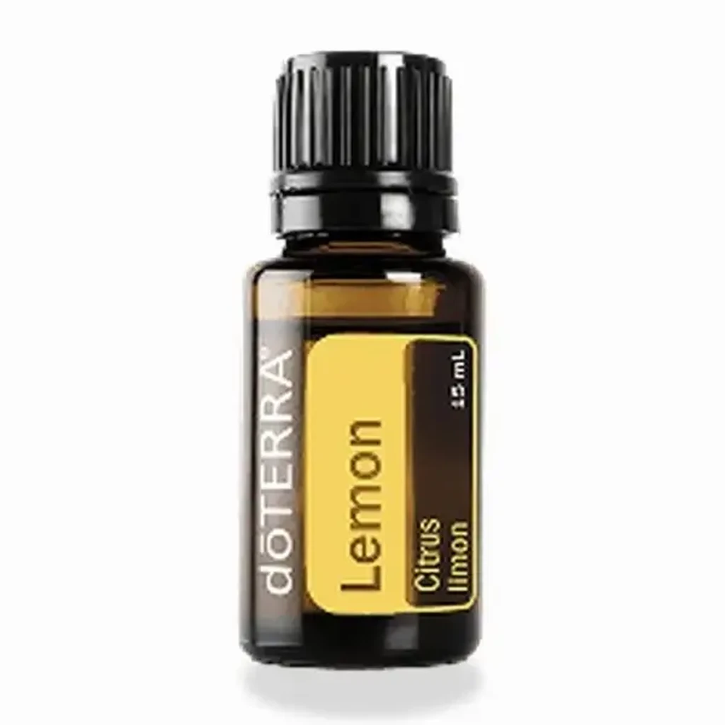 Cytryna doTERRA – olejek eteryczny 15ml na białym tle