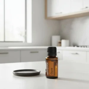 Goździk doTERRA obok dyfuzora aromaterapeutycznego doTERRA