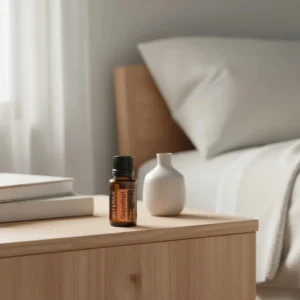 Dłonie trzymające Grejpfrut doTERRA – aplikacja olejku