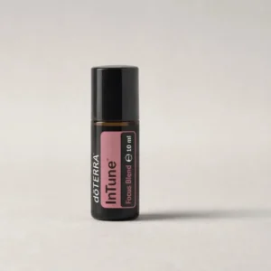 Intune doTERRA na szarym tle – ujęcie produktowe