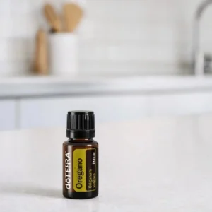 Oregano doTERRA na białym blacie kuchennym