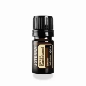 Sandałowiec Hawajski doTERRA – olejek eteryczny 15ml na białym tle