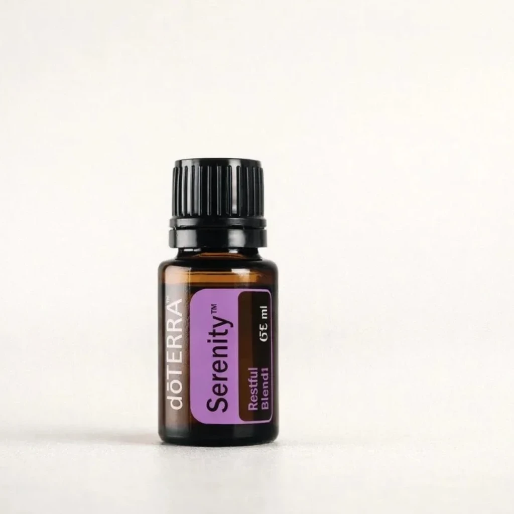 Serenity doTERRA na szarym tle – ujęcie produktowe